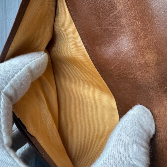 Gucci Vintage G Logo Micro Clutch - Picture 8 of 8